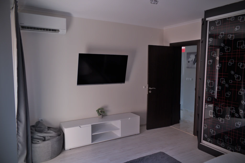 Gallery Image 10